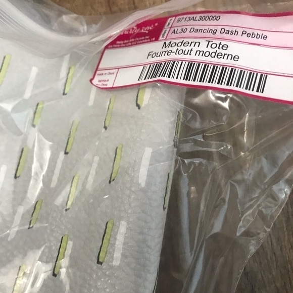 Dancing Dash Pebble Modern Tote - Picture 6 of 6